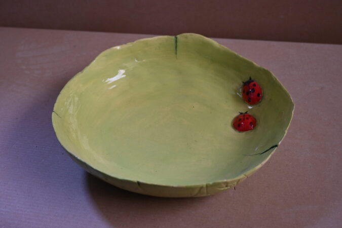 Ceramic plate